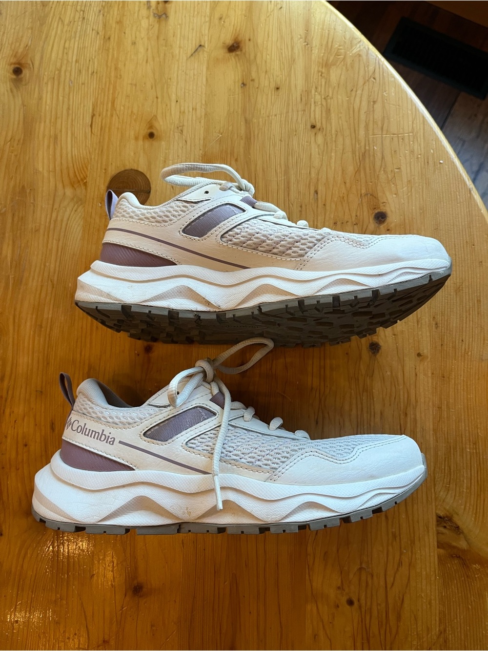 Columbia Running Shoes Light Gray and Mauve